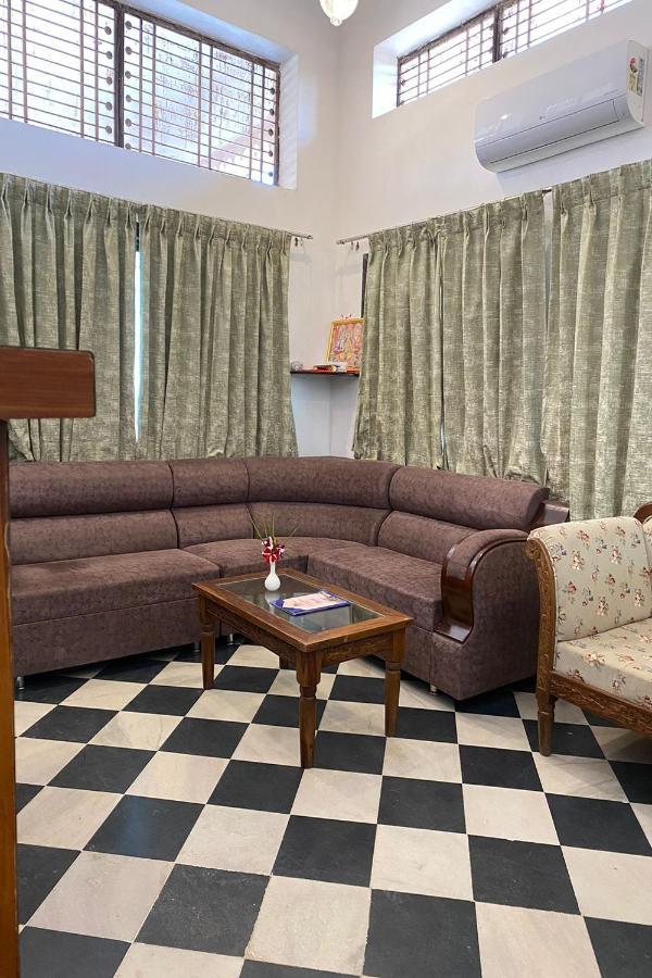 Jai Niwas Palace Resort クンバルガル エクステリア 写真