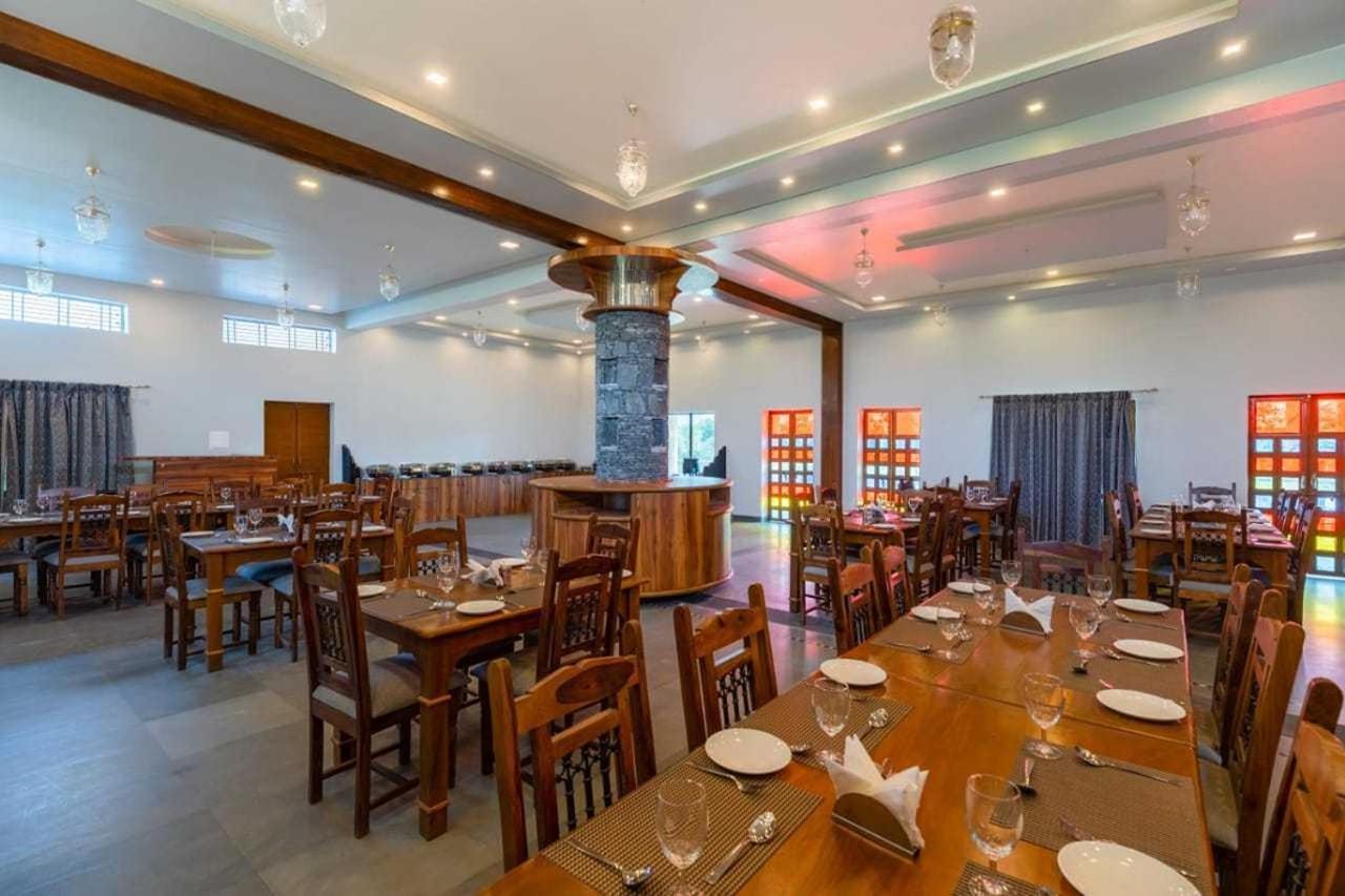 Jai Niwas Palace Resort クンバルガル エクステリア 写真