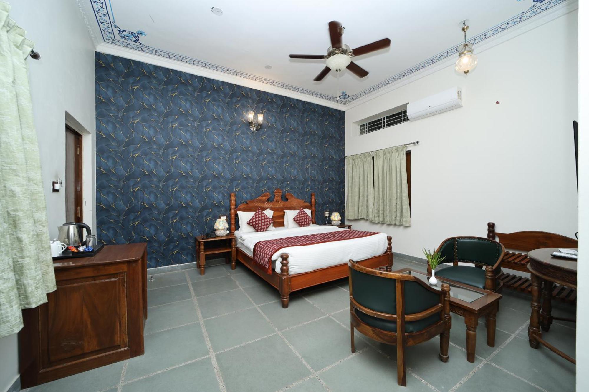 Jai Niwas Palace Resort クンバルガル エクステリア 写真